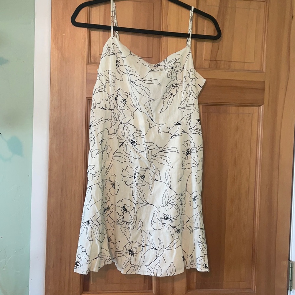 Fitted Floral Mini Dress